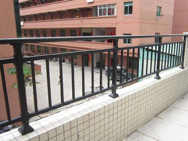 阳台锌钢护栏图片2