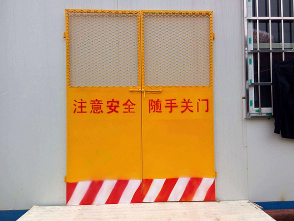 电梯防护门图片4