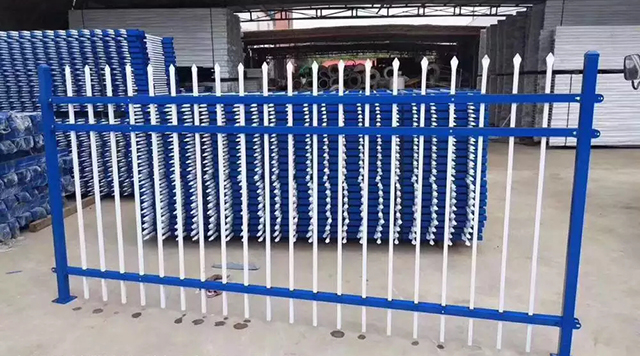 三横杆围墙护栏安装图片2
