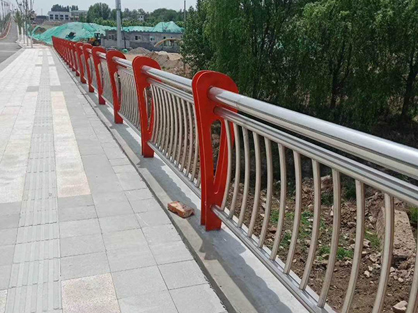 桥梁护栏图片4