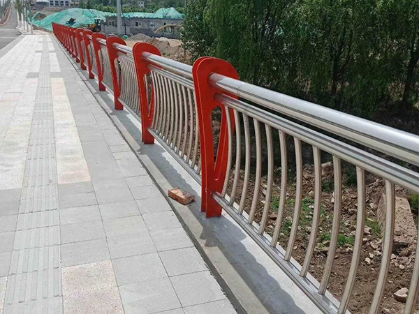 不锈钢桥梁护栏图片2